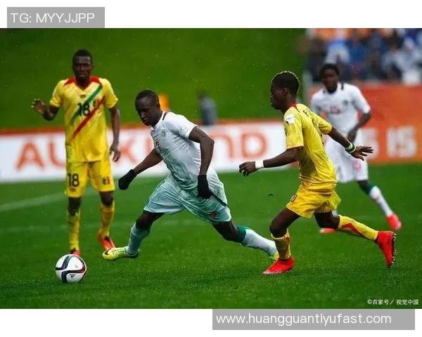 摩洛哥中场对马里战平结果深感失望表达对球迷的歉意与期待